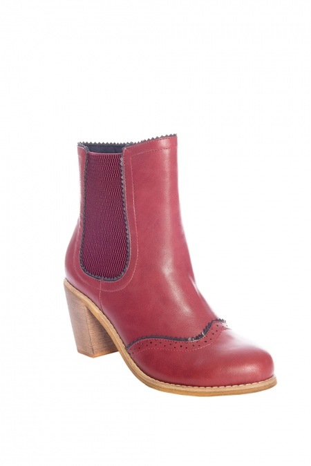 banned-country-boots-in-burgundy