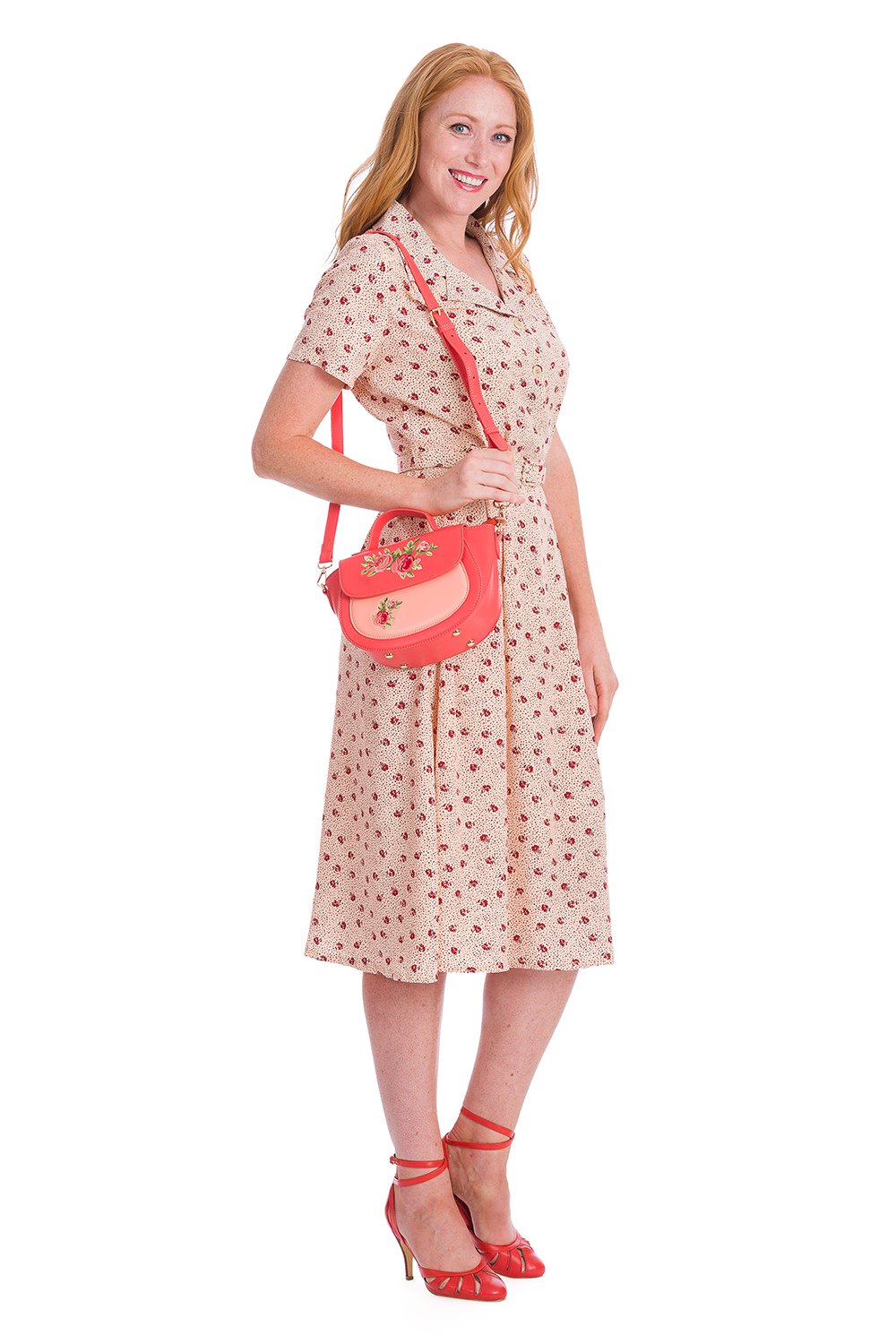 Banned Retro 40s Lady Pearl Swing Cream Floral Dress